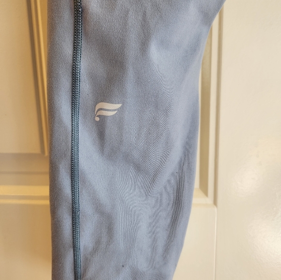 Fabletics Define PowerHold® High-Waisted Leggings - Stormcloud - Size Large, NWT - Picture 7 of 8
